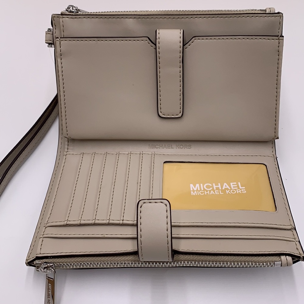 MICHAEL KORS LARGE DOUBLE ZIP WRISTLET LIGHT SAND MULTI COLOR - Picture 8 of 16